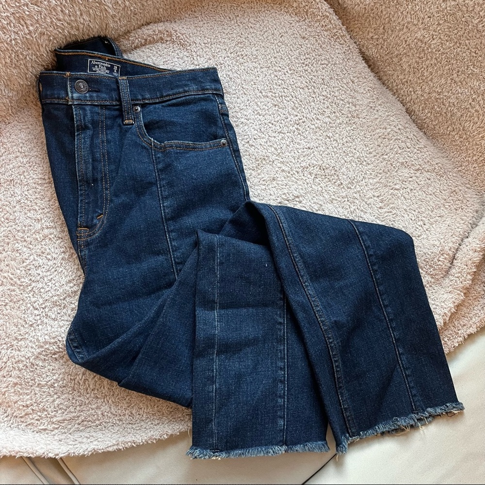 Abercrombie High Rise Jeans with Front Seams, Dark Wash 28 LONG